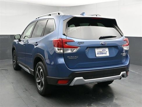 Used 2022 Subaru Forester Touring image 11