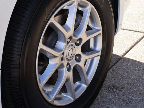 Used 2026 Chrysler Pacifica Select image 41