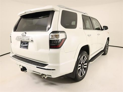 Used 2022 Toyota 4Runner Limited image 5