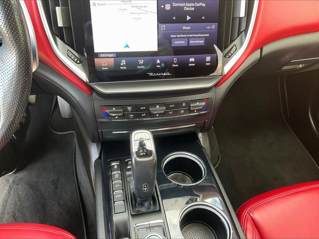 Used 2022 Maserati Ghibli Modena Q4 AWD/4WD image 15