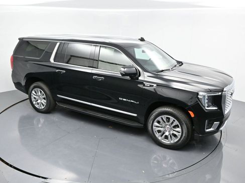 Used 2024 GMC Yukon XL Denali w/ Max Trailering Package image 39