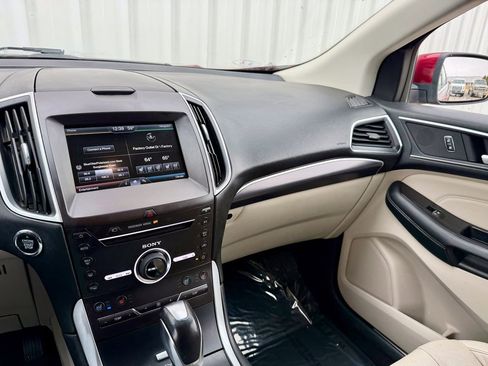 Used 2015 Ford Edge Titanium w/ Equipment Group 302A image 22