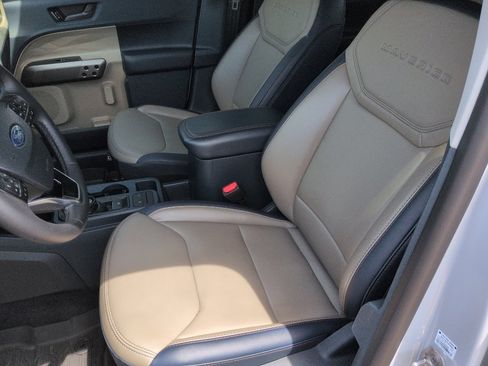 Used 2025 Ford Maverick Lariat w/ 4K Tow Package AWD/4WD image 7