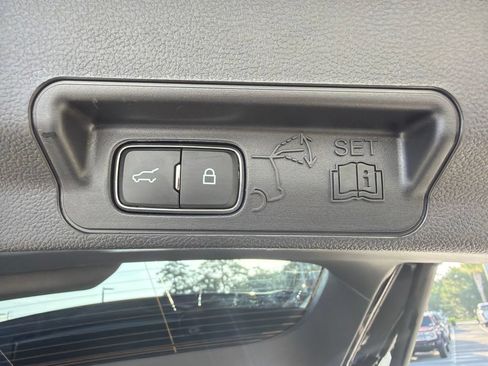 Used 2026 Ford Explorer ST w/ Sun And Sound Package RWD image 8