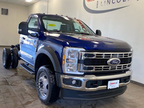 New 2026 Ford F550 4x4 Regular Cab Super Duty image 2