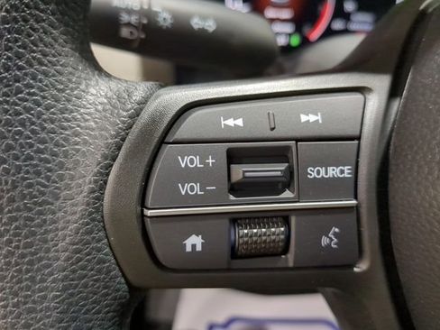 New 2025 Honda HR-V LX image 36