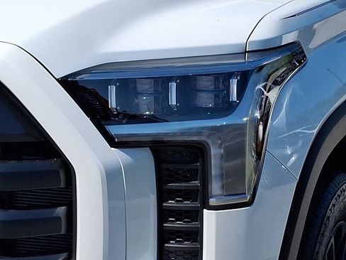 Certified 2025 Toyota Tundra Limited AWD/4WD image 9