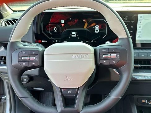 New 2026 Kia K4 GT-Line image 25