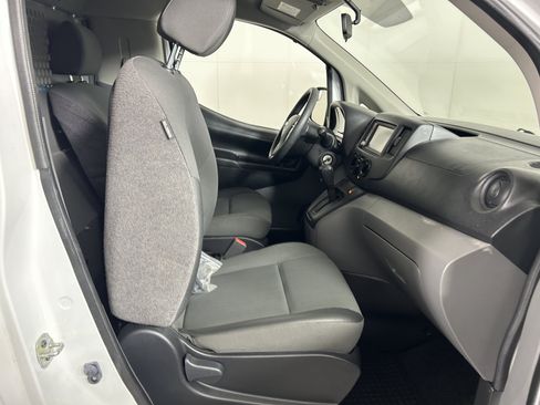 Used 2021 Nissan NV200 S w/ Back Door Glass Package FWD image 25