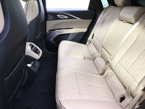 New 2025 Cadillac Lyriq Sport w/ Nappa Leather Package AWD/4WD image 21