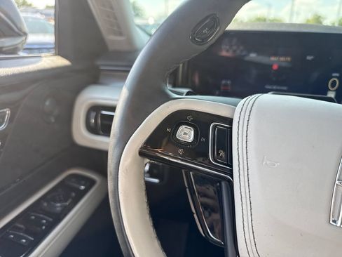 Used 2025 Lincoln Aviator AWD w/ Equipment Group 101A image 47