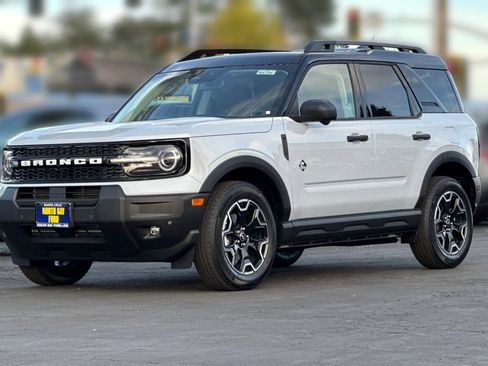 New 2026 Ford Bronco Sport Outer Banks w/ Outer Banks Tech Package+ AWD/4WD image 8