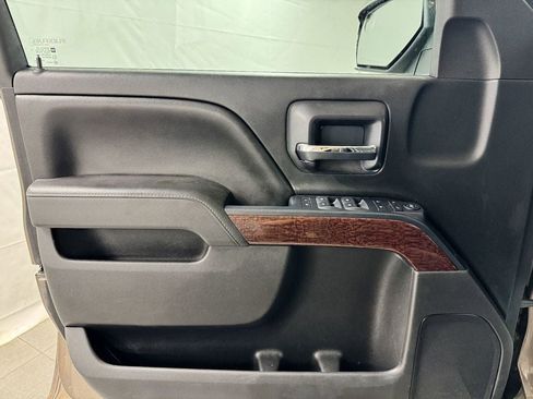 Used 2015 GMC Sierra 1500 SLE w/ SLE Value Package AWD/4WD image 12