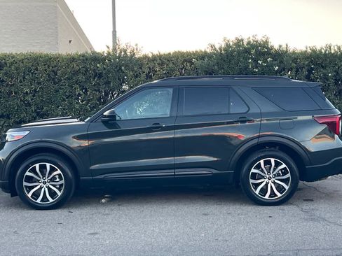 Certified 2022 Ford Explorer ST image 6