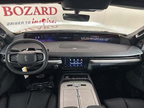 New 2025 Lincoln Navigator Reserve w/ Jet Appearance Package image 9