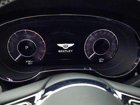 New 2025 Bentley Bentayga image 29