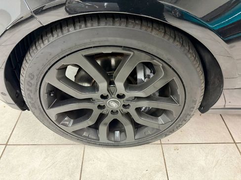 Used 2020 Land Rover Range Rover HSE image 35