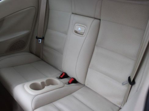 Used 2015 Volkswagen Eos Komfort FWD image 15
