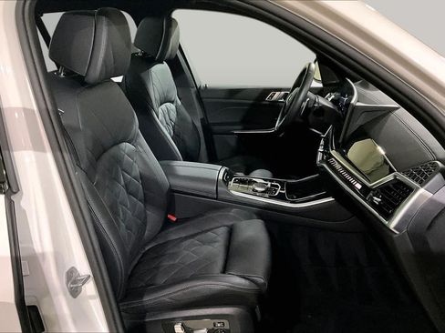 Used 2025 BMW X5 M60i w/ Climate Comfort Package AWD/4WD image 7