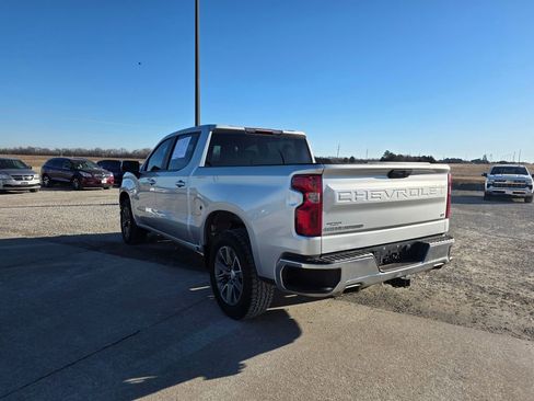 Used 2019 Chevrolet Silverado 1500 LT w/ Texas Edition AWD/4WD image 5
