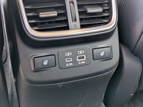 Certified 2025 Subaru Outback Limited AWD/4WD image 16