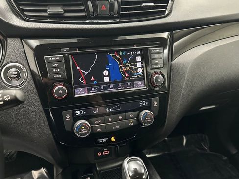 Certified 2022 Nissan Rogue Sport SL image 12