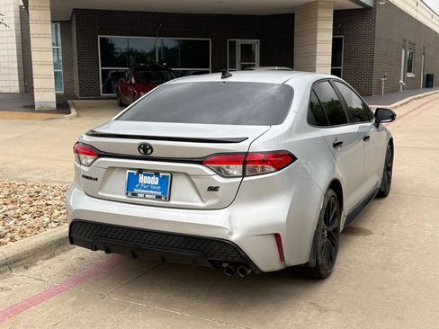 Used 2021 Toyota Corolla SE FWD image 5