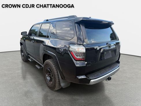 Used 2023 Toyota 4Runner TRD Off-Road Premium w/ Moonroof Package AWD/4WD image 3