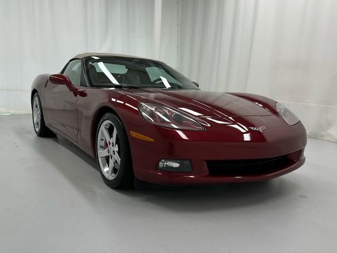 Used 2007 Chevrolet Corvette Convertible w/ Preferred Equipment Group image 8