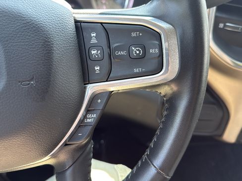 Used 2024 RAM 2500 Laramie w/ Safety Group AWD/4WD image 28