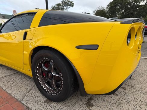 Used 2009 Chevrolet Corvette Z06 image 7
