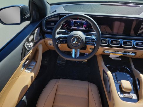 New 2026 Mercedes-Benz GLS 450 4MATIC image 19
