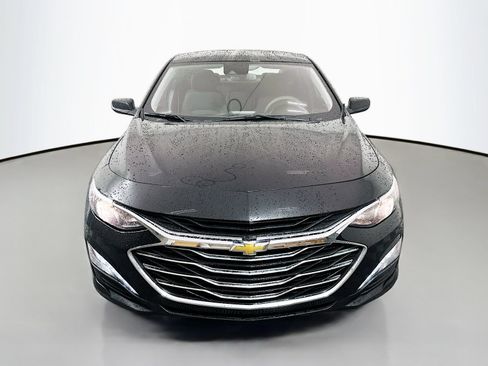 Used 2023 Chevrolet Malibu LT FWD image 2