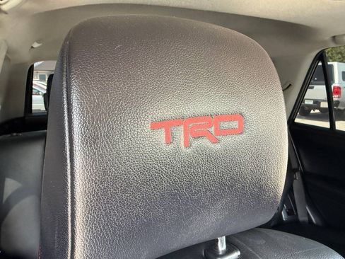 Used 2017 Toyota 4Runner TRD Off-Road Premium AWD/4WD image 26