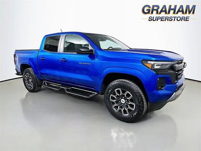 Used 2024 Chevrolet Colorado Z71 w/ Z71 Convenience Package 2