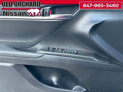 Used 2023 Toyota Camry SE FWD image 7