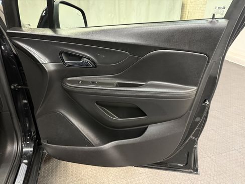 Used 2020 Buick Encore Preferred w/ Safety Package image 16