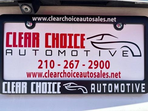 Used 2014 Mercedes-Benz E 250 BlueTEC Sedan image 71