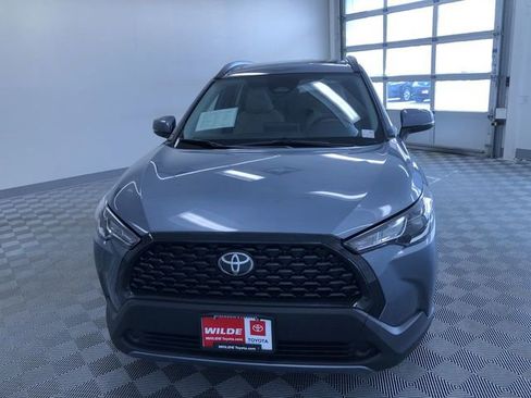 Used 2023 Toyota Corolla Cross LE w/ Moonroof Package image 15