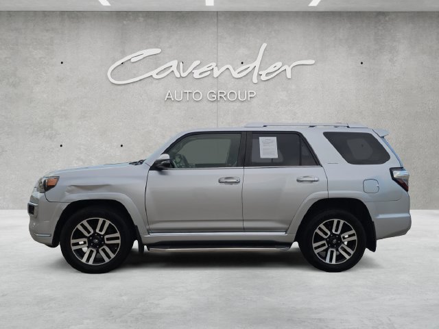 Used 2017 Toyota 4Runner Limited RWD image 13