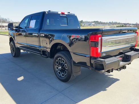 Used 2024 Ford F250 Platinum image 7