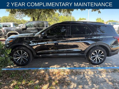 Used 2025 Ford Explorer ST-Line w/ Premium Package RWD image 1