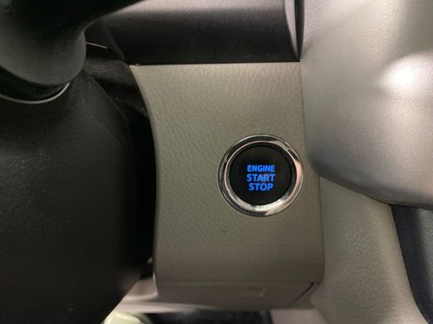 Certified 2019 Toyota Highlander Limited image 21