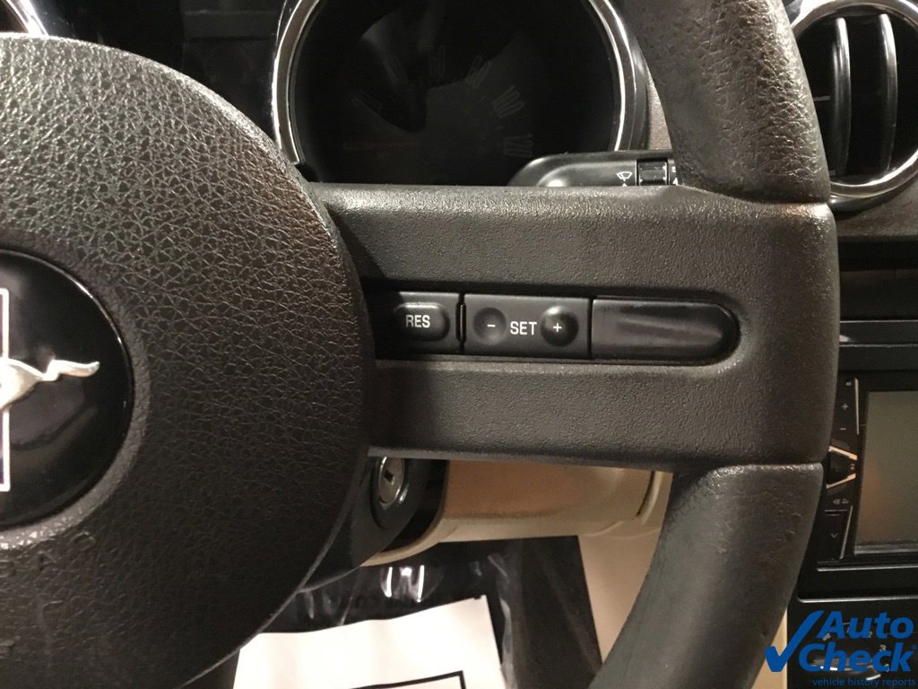 Used 2005 Ford Mustang Premium RWD image 34