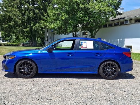 Used 2023 Honda Civic Sport image 4