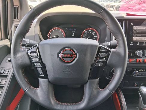 Used 2025 Nissan Frontier PRO-4X w/ Tow Package AWD/4WD image 14