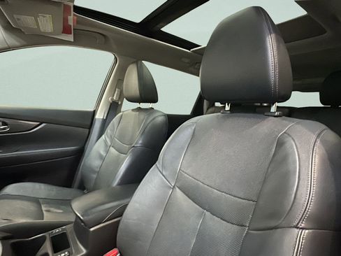 Used 2014 Nissan Rogue SL w/ SL Premium Package image 9