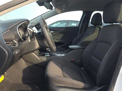 Used 2023 Chevrolet Malibu LT FWD image 9