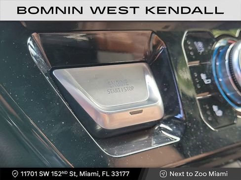 Used 2025 GMC Sierra 2500 Denali Ultimate w/ Max Trailering Package image 17