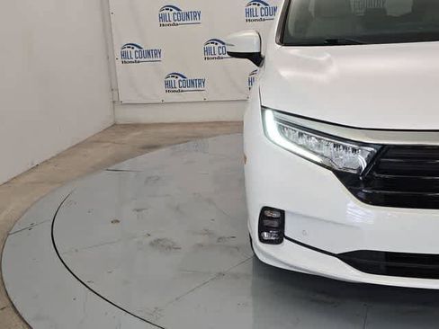 Certified 2024 Honda Odyssey Elite image 10